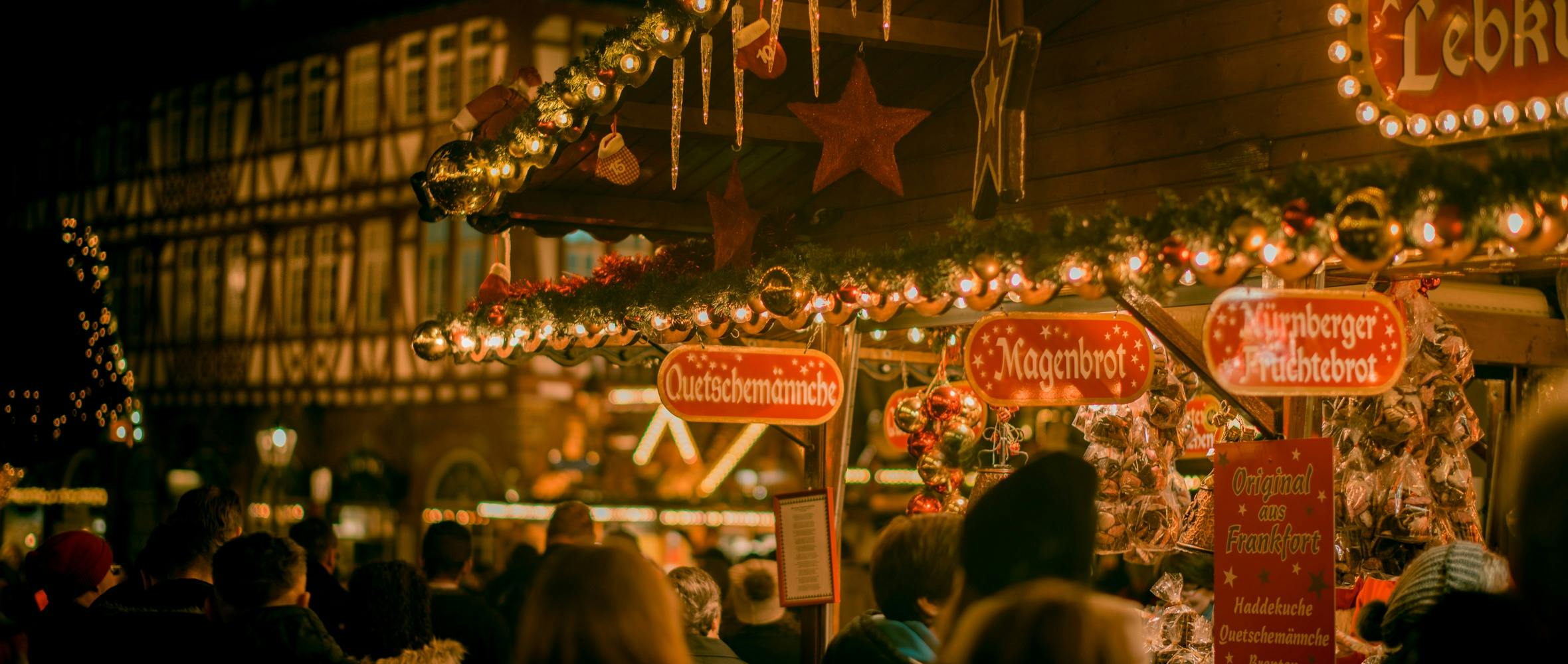 4 tips & activities for Christmas with your team feature image