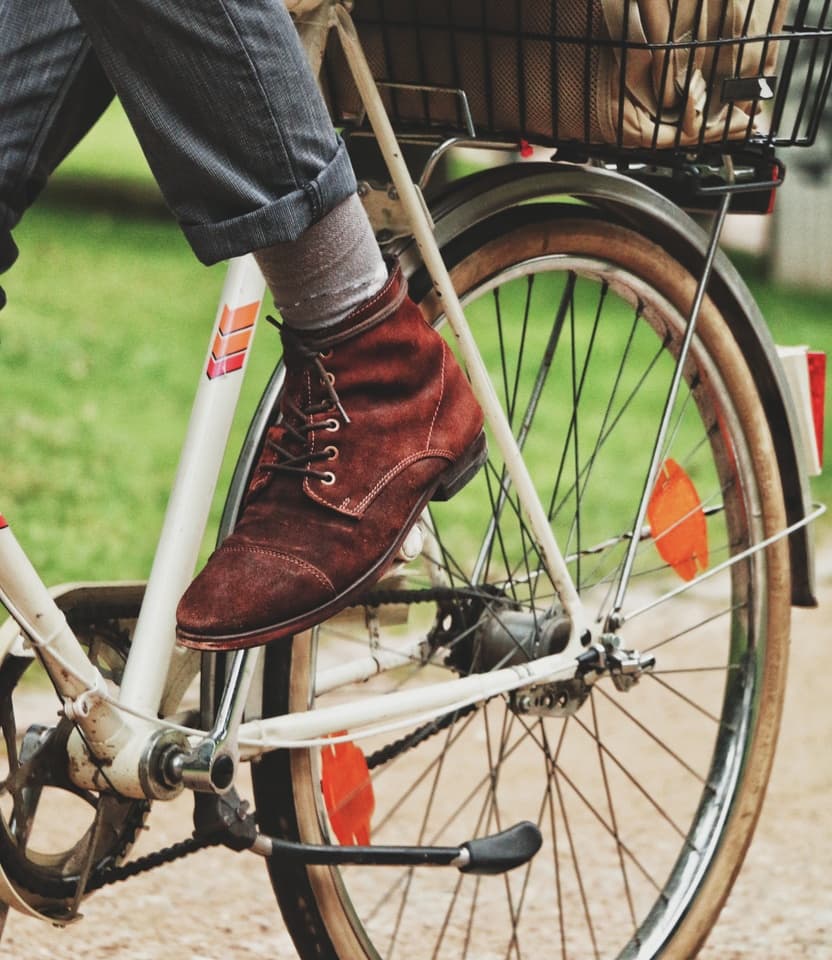 Guided bike tour around the lakes